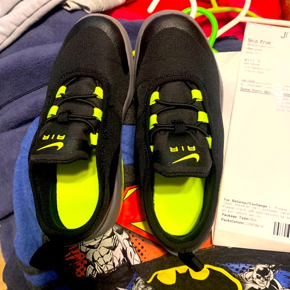 nike boy shoes high tops